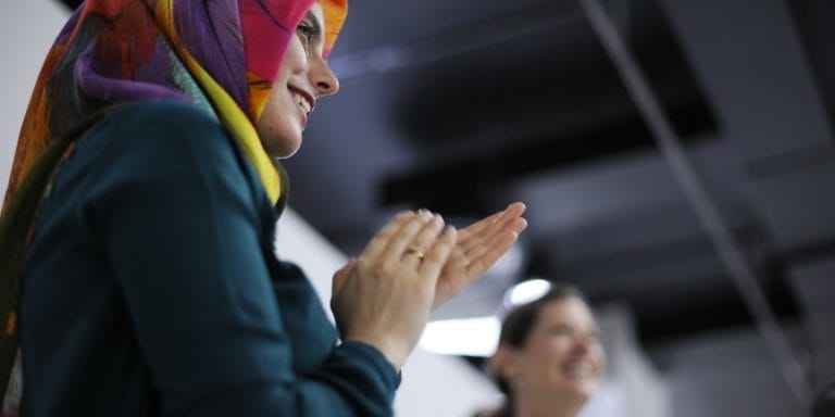 how to market your business online for free