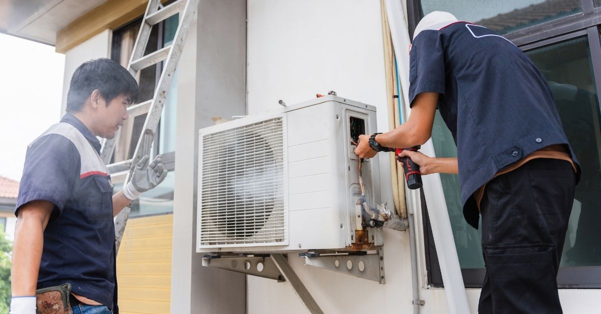 How field service management software improves scheduling and dispatch efficiency